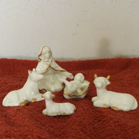 Vintage Town of Bethlehem Nativity Scene Ivory Set JC Penney 12 Pc - Picture 10 of 14